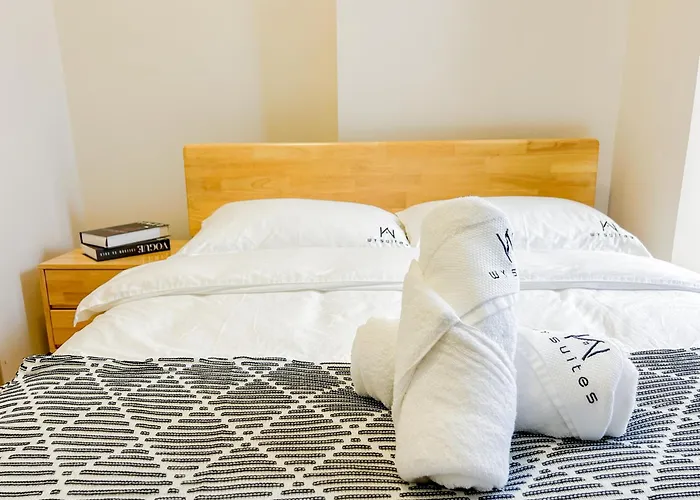 Modish One Bedroom In Opr *