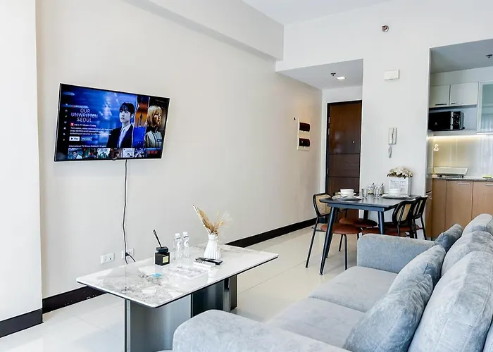 Modish One Bedroom In Opr *